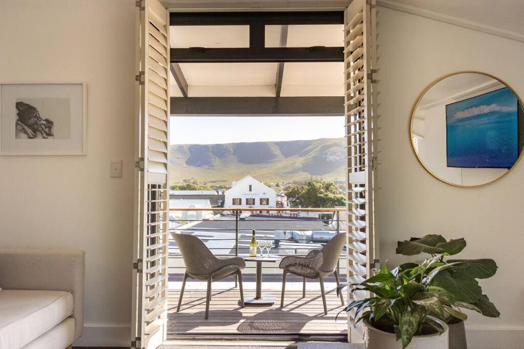Hermanus Waterfront, Sea View Apartment With Balcony מראה חיצוני תמונה