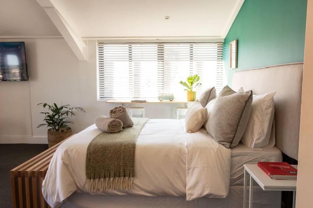 Hermanus Waterfront, Sea View Apartment With Balcony מראה חיצוני תמונה
